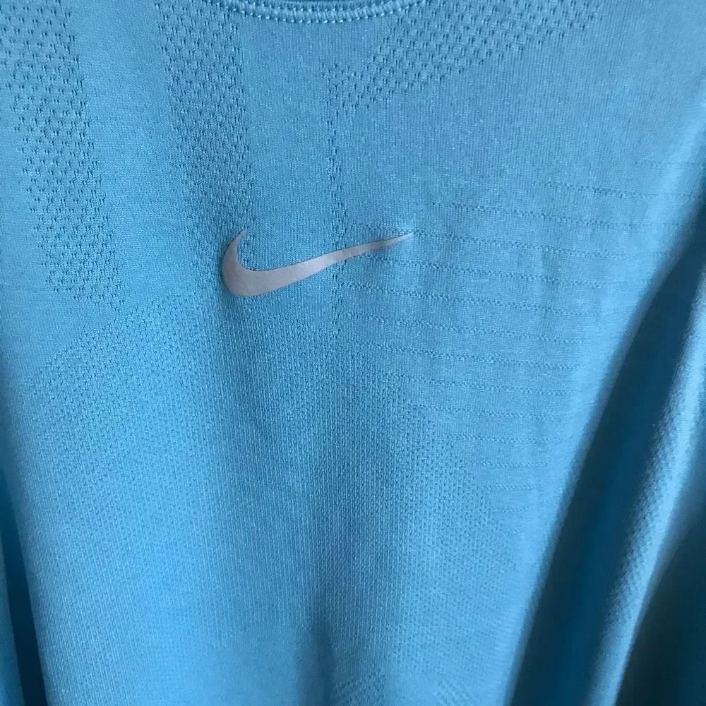 Nike blue tank top dri fit Size Medium